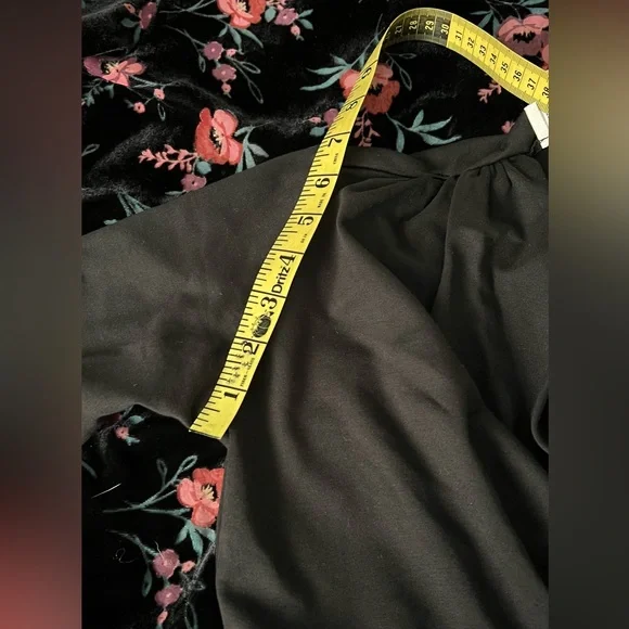 EUC Unique Vintage Black Gathered Neckline Friday Night Bodysuit Sz M - Picture 7 of 10